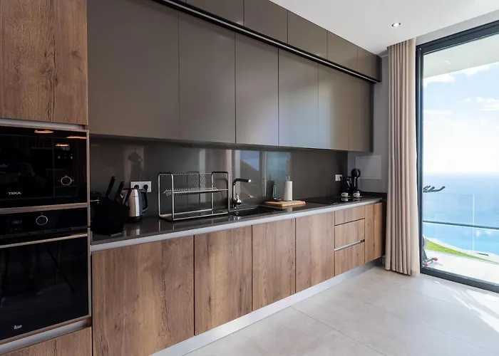 The Cliffhouse By Lovelystay Villa Fajã da Ovelha