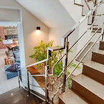 The Cliffhouse By Lovelystay Villa