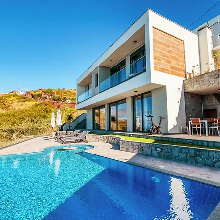 The Cliffhouse By Lovelystay Villa Fajã da Ovelha