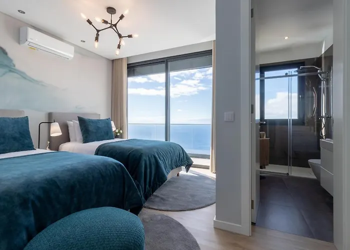 The Cliffhouse By Lovelystay Villa *